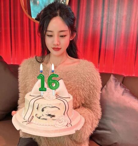 Green Number 1 Birthday Candles, Cake Toppers for Birthday/Baby Shower/Anniversary/Wedding Party Celebrating/Decorating. (Green Number 1) in Saudi Arabia