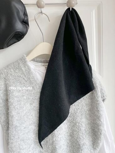 Knit Triangle Scarf for Women Knitted Head Scarf Y2k Bandana Fisherman Downtown Girl Aesthetic Accessories in Saudi Arabia