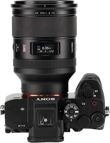 Viltrox AF 135mm F1.8 LAB FE Full Frame Lens for Sony e Mount, Dual Floating Focus 135mm f1.8 f/1.8 HyperVCM Motor Telephoto Prime Lens for Sony E-Mount in Kuwait