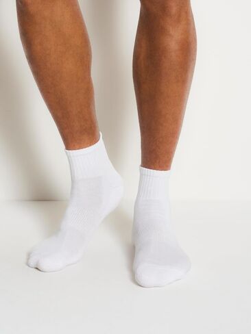 DKNY Men's 6 Pack Sport Cushion High Quarter Crew Socks in Saudi Arabia