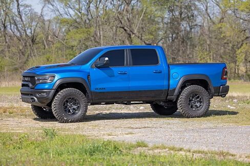 Rough Country 1.5" Leveling Lift Kit for 2021-2024 Ram 1500 TRX 4WD - 31300 in Saudi Arabia