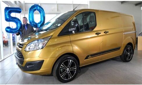 Avery SW900-215-M Gloss Gold Metallic 5ft × 15 قدمًا (75 قدمًا/قدمًا) in Kuwait