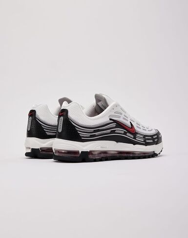 Nike Men's Low-Top Sneakers in Saudi Arabia