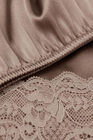 Woman's Lace Trim Silk Shorts in Saudi Arabia