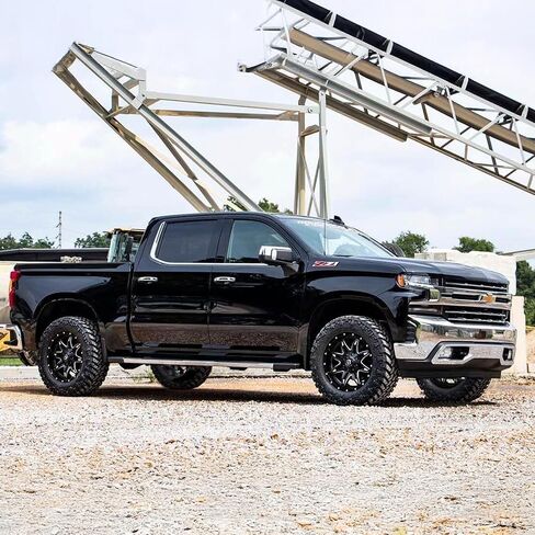 Rough Country 2" Leveling Kit with N3 Struts for Chevy Silverado & GMC Sierra 1500 (2019-2025) - Increase Ground Clearance, Front-to-Rear Leveling in Saudi Arabia