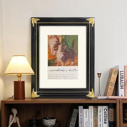 SIMON'S SHOP 8x10 Picture Frame with Mat, Black Picture Frames for Wall and Tabletop, Vintage Picture Frames 8x10 Matted to 5x7 Image in Kuwait