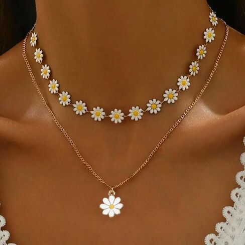 HUASAI Daisy Necklace for Women White Flower Choker Necklace Daisy Pearl Necklaces Summer Jewelry for Women 2025 in Kuwait