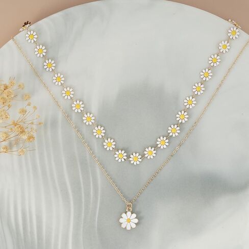 HUASAI Daisy Necklace for Women White Flower Choker Necklace Daisy Pearl Necklaces Summer Jewelry for Women 2025 in Kuwait