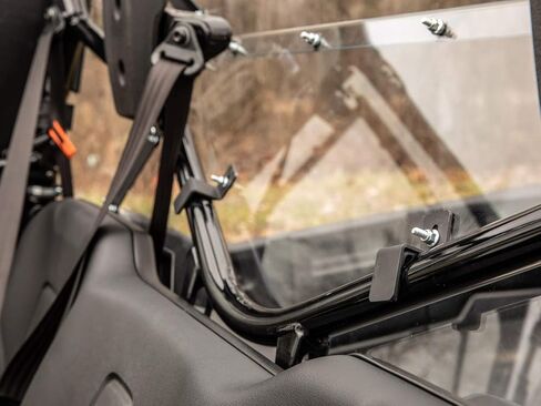الزجاج الأمامي الخلفي Superatv Light Forshield لعام 2016+ Honda Pioneer 1000-5 | 1/4 بوصة البولي الكربوني السميكة أقوى 250 مرة من الزجاج in Saudi Arabia