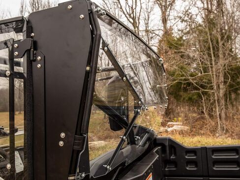 الزجاج الأمامي الخلفي Superatv Light Forshield لعام 2016+ Honda Pioneer 1000-5 | 1/4 بوصة البولي الكربوني السميكة أقوى 250 مرة من الزجاج in Saudi Arabia