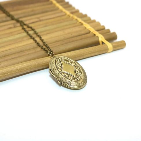 Happyyami vintage necklace Bronze Locket Necklace Floral Design Renaissance for Special Occasions in Saudi Arabia