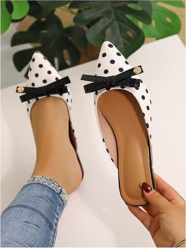 Makemechic Women's Polka Dots Bow Bow Standals Flat Pu Leather Leather أحذية أنيقة in Saudi Arabia