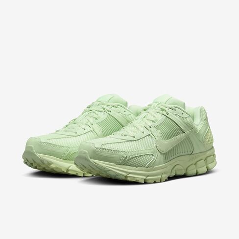 Nike Zoom Vomero 5 Men's Shoes (HF5493-301 ، Vapor Green/Vapor Green) Size 9 in Saudi Arabia