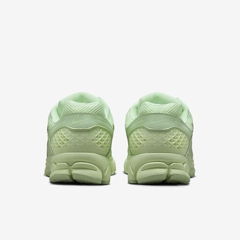 Nike Zoom Vomero 5 Men's Shoes (HF5493-301 ، Vapor Green/Vapor Green) Size 9 in Saudi Arabia