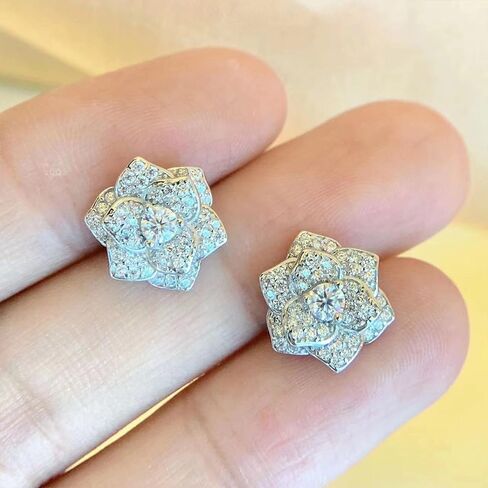 14K Gold 0.5ct D-color Round Cut Brilliant Camellia Diamond Stud Earrings for Women, Great for Gifting on Special Occasions like Engagement (White Gold) in Saudi Arabia