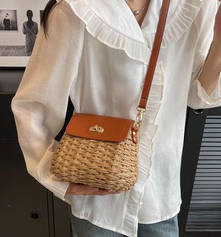 Obosoyo 2025 Trendy Woven Straw Crossbody Bag Women Small Square Shoulder Bag Summer Beach Daily Use Twist Bag in Kuwait