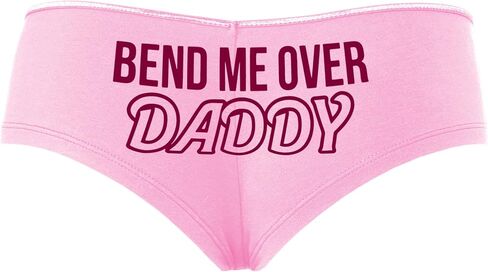 Knaughty Knickers ينحنيني على Daddy - Subsivive Kinten - DDLG Play Pink Boyshort Banties مع تصميم البالغين in Kuwait