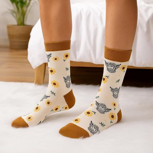 Highland Cow Gifts for Women - Funny Novelty Highland Cow Crew Socks for Mom Grandma Wife Sister Farm Animal Lovers Friends Coworkers Birthday Christmas Retirement Mother's Day Gifts Idea in Saudi Arabia