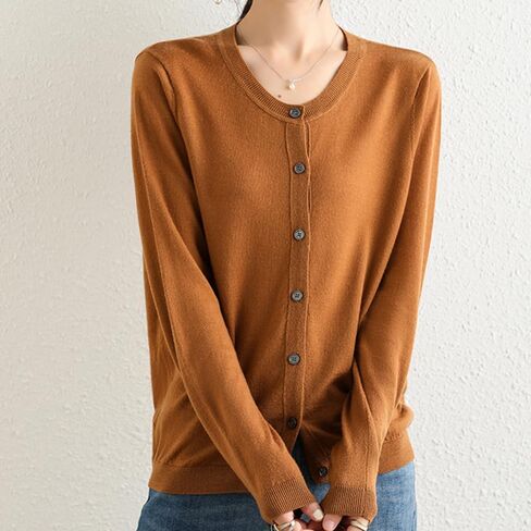 100 ٪ Merino Wool Crew Neck Cardigan Sweater أعلى زر طويل الأكمام أسفل 2025 in Kuwait