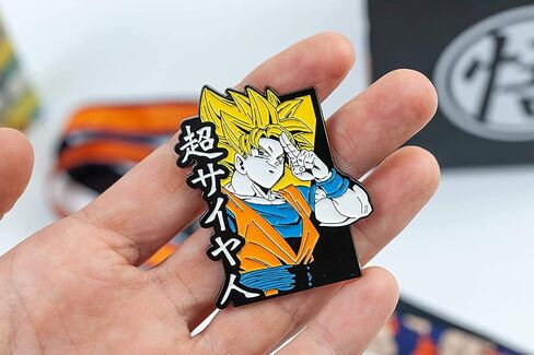 Dragon Ball Z Goku Collector Looksee Box Items | Geeky Gift Box | 5 Themed Toy Collectibles in Saudi Arabia