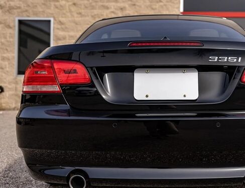 IJdmtoy OE-Spec Red Lens Full LED Trunk LID Third Brake Light Bar Assembly متوافق مع BMW 2010-2013 E93 3 SEIES قابلة للتحويل فقط in Saudi Arabia