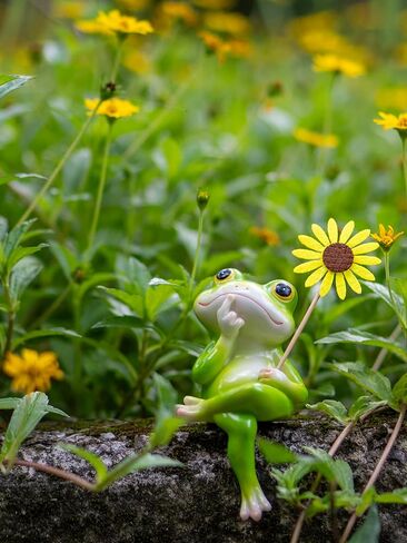 Frog Figurine, Funny Frog Statue with Removable Flower, DIY Customizable Office Home Decor for Living Room Shelf Desk Accessories, Outdoor Yard Garden Decorations, Birthday Gifts for Women in Saudi Arabia