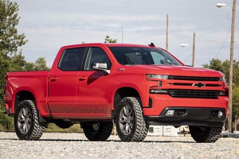 Rough Country 3.5" Lift Kit w/N3 Struts for 2019-2024 GMC Sierra 1500-22631 in Saudi Arabia
