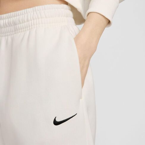 Nike Women's Sportswear Phoenix Fleece High-Waisted Oversized Sweatpants in Saudi Arabia