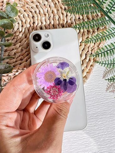 حامل قبضة الهاتف على شكل زهور أرجوانية مضغوطة، ملحق هاتف خلوي شفاف قابل للطي وقابل للتوسيع مصنوع يدويًا، حامل هاتف من الزهور الطبيعية المجففة، دعم الهاتف اللوحي in Kuwait
