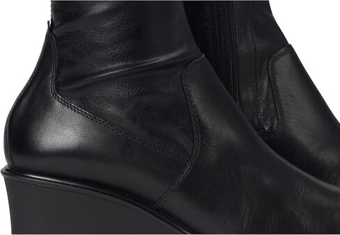 حذاء Vagabond Shoemakers النسائي من Aino قابل للتمدد in Kuwait