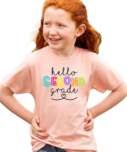 Olive يحب Apple Hello 2nd الصف الأول من هدية المدرسة العودة إلى T-School T-Shirt إلى قمصان المدارس و Raglans in Saudi Arabia