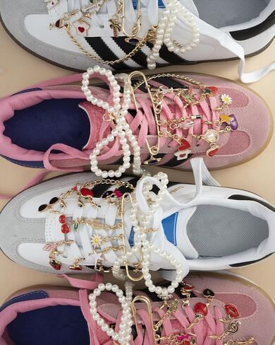 Deinduser 339 Pcs Shoe Charms for Sneakers, Junk Socks Charms Kit, Shoe Charms, Shoelace Charms, Shoe Charms for Sneakers Women, Sock Charms, Shoe Charms Kit with Pearl Bow in Kuwait