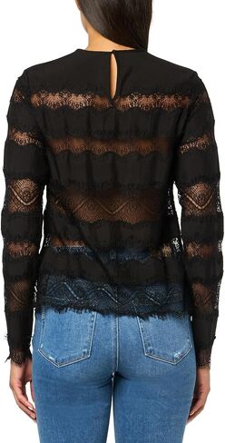 Women's Tiff Top in Saudi Arabia