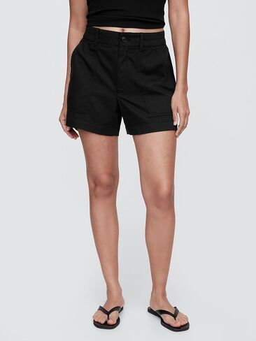 GAP Women's 4" Ultrsoft Easy Utility Short in Saudi Arabia