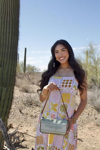 Wrangler Shoulder Bags for Women Small Crossbody Purse and Handbags in Kuwait