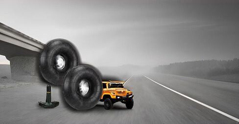 Two Pick Up Truck Tire Inner Tube 7.50-16 215/85R16, 235/85R16, 265/75R16 Standard TR13 Valve Stem in Saudi Arabia