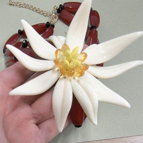 Dtja Large Flower Bamboo Pendant Choker Necklace for Women Fashion Unique White Blossom Chain Adjustable Creative Tropical Statement Holiday Vacation Jewelry Red in Saudi Arabia