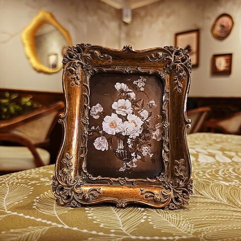 4x4 Small Vintage Picture Frame, Antique Bronze Gold Ornate Square Photo Frame, Wall Hanging or Tabletop Display, Decorative Floral Design Retro Home Decor, Photo Gallery Art in Kuwait