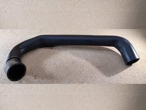 INTERCOOLER HOSE TUBE OUTLET COMPATIBLE WITH LAND ROVER RANGE ROVER EVOQUE 2.0L 12-13 LR024517 in Saudi Arabia