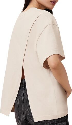 Women's Avri Tee in Saudi Arabia