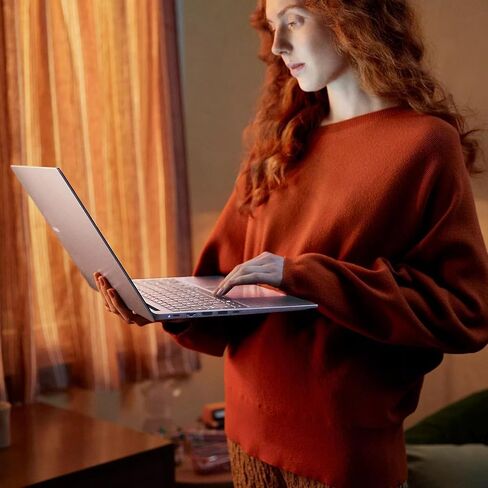 Samsung - Galaxy Book4 Edge- Copilot+ PC-16 AMOLED Touch-Screen Laptop- Snapdragon X Elite 3.8Ghz- 16GB Memory- 1TB Storage - Sapphire Blue (Renewed) in Saudi Arabia
