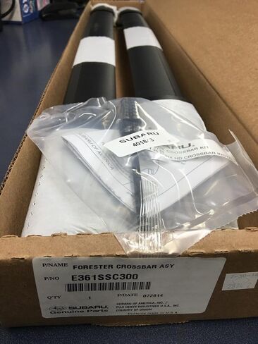 Subaru 2009-2013 Forester OEM Aero Cross Bars Rack Rack E361SSC300 NEWINE NEW in Saudi Arabia
