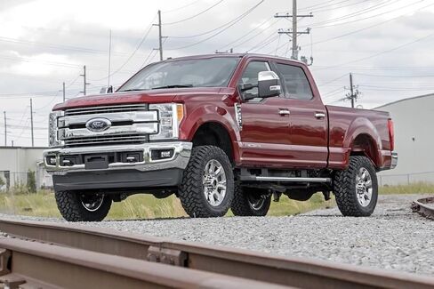 Rough Country 3" Leveling Kit for 2017-2022 Ford F-250 Super Duty 4WD - 50220 in Saudi Arabia