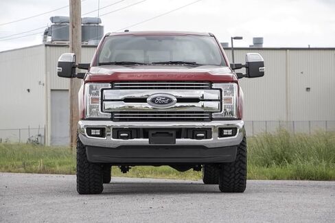 Rough Country 3" Leveling Kit for 2017-2022 Ford F-250 Super Duty 4WD - 50220 in Saudi Arabia