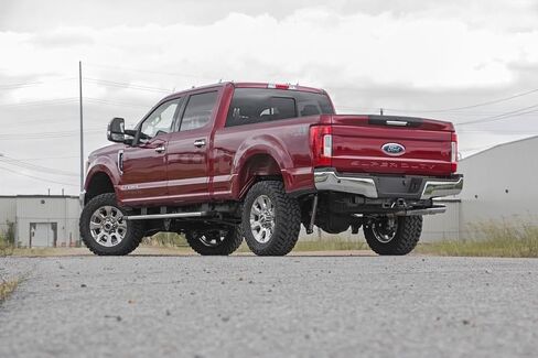 Rough Country 3" Leveling Kit for 2017-2022 Ford F-250 Super Duty 4WD - 50220 in Saudi Arabia