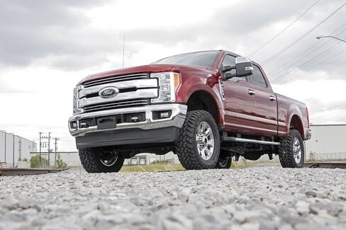 Rough Country 3" Leveling Kit for 2017-2022 Ford F-250 Super Duty 4WD - 50220 in Saudi Arabia