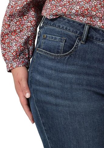 Riders by Lee Indigo Women's Plus Size Midrise Straight Leg Jean, Iron Blue, 18W in Saudi Arabia