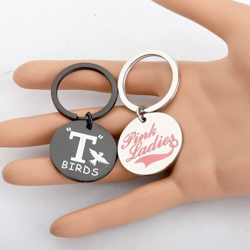 Keychin الموسيقي Keychain المسرح الموسيقي معجبي الهدايا T Birds & Pink Ladies مجموعة المجوهرات للمحبي الموسيقي in Saudi Arabia