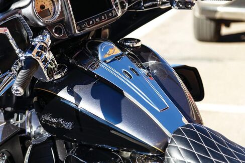 Kuryakyn 5627 Satin Black Motorcycle Accent in Saudi Arabia