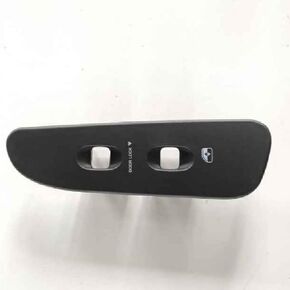 1PCS لوحة تبديل المصعد المقدمة اليمين 02-08 النموذج الأسود OEM 5HZ72XDVAC 5HZ72XDVAA 5HZ72XDVAB in Kuwait